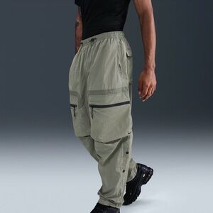 Men’s Nike Tech Woven Cargo Pants